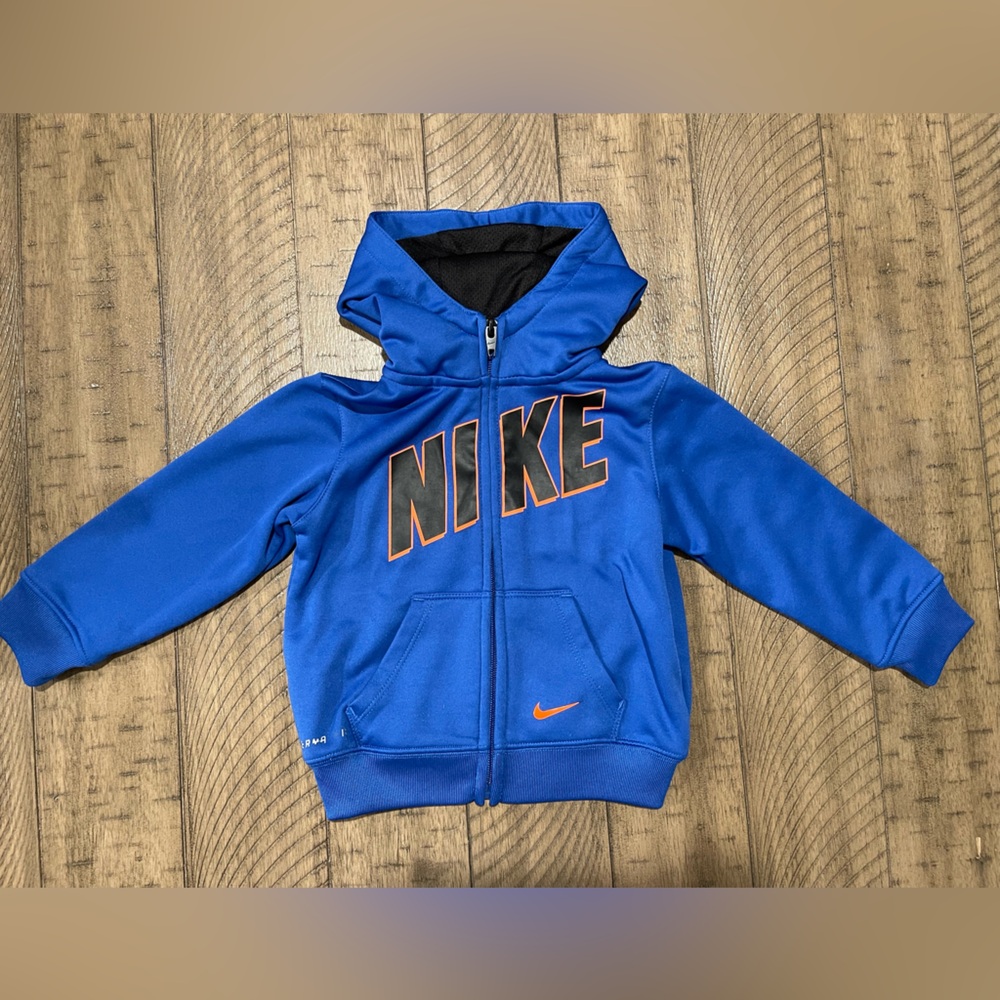 Nike Therma-fit zip-up hoodie 24M